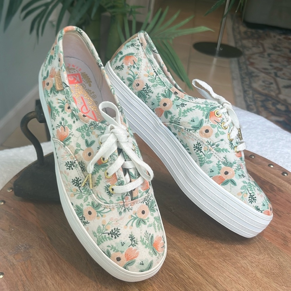 Keds shoes size 6